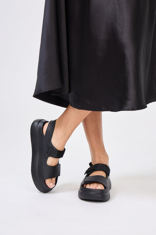 BK573 Sandales compensées à velcro – modèle en plastique souple