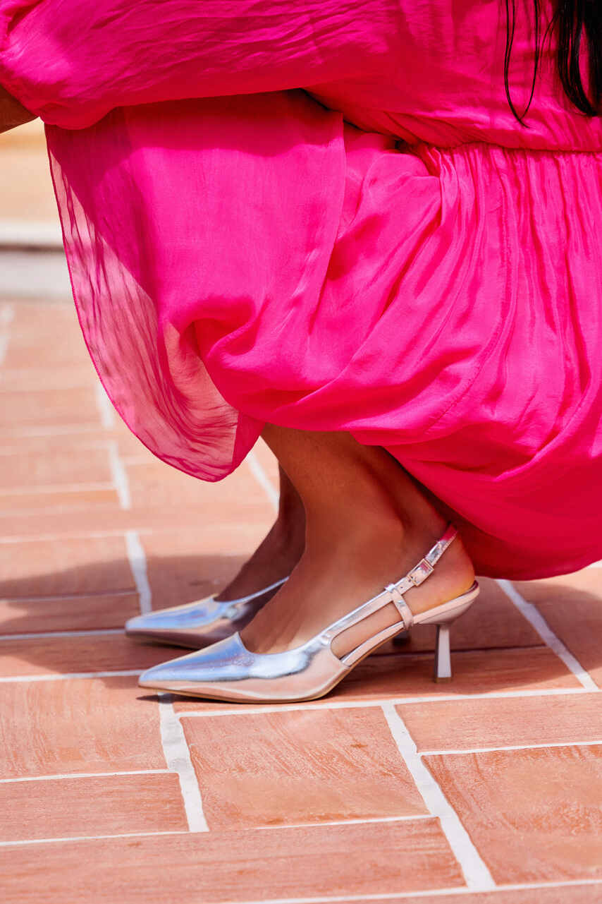 BK012 Escarpins ouverts à l’arrière