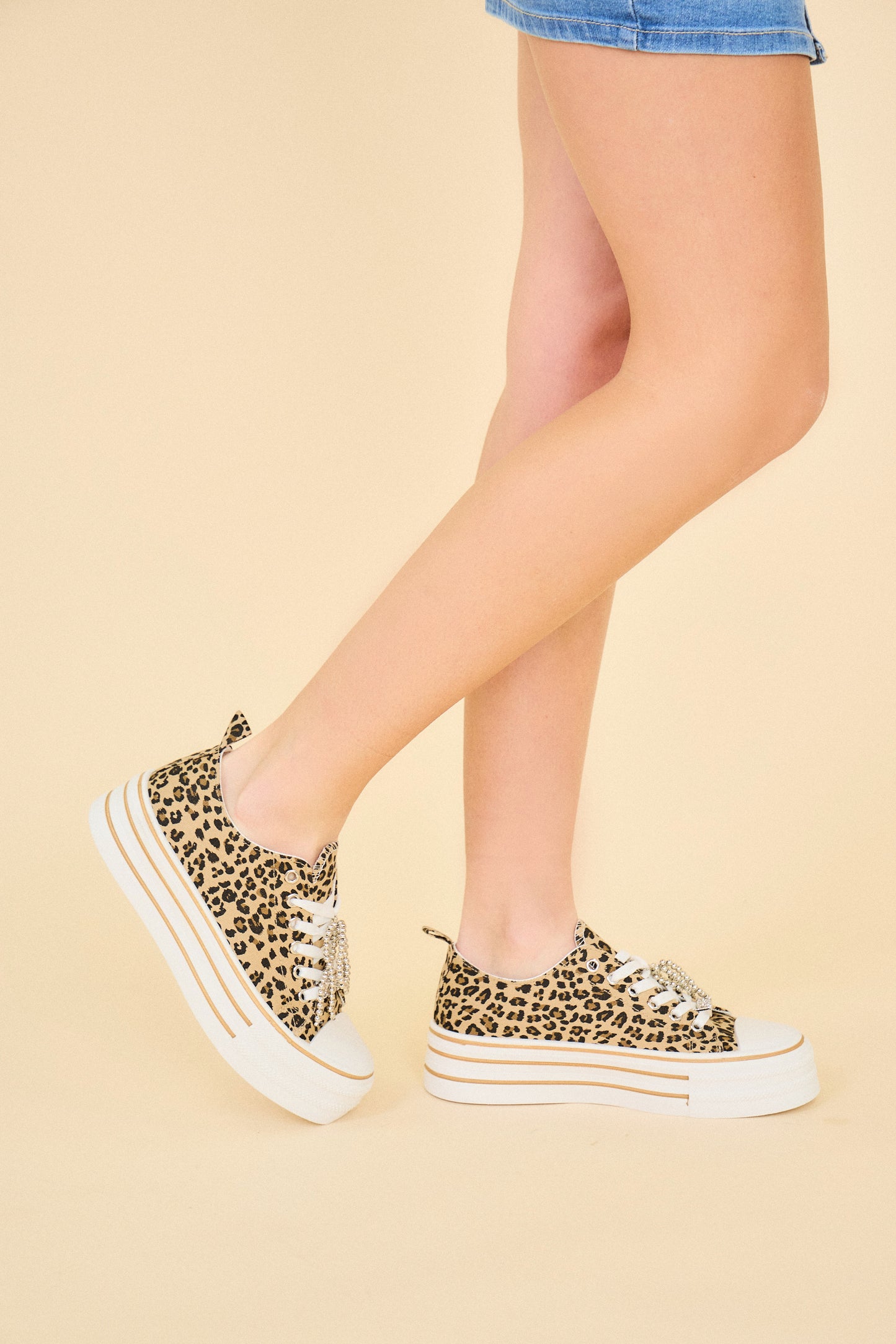 BK517 Baskets à lacets avec plateforme et bijoux