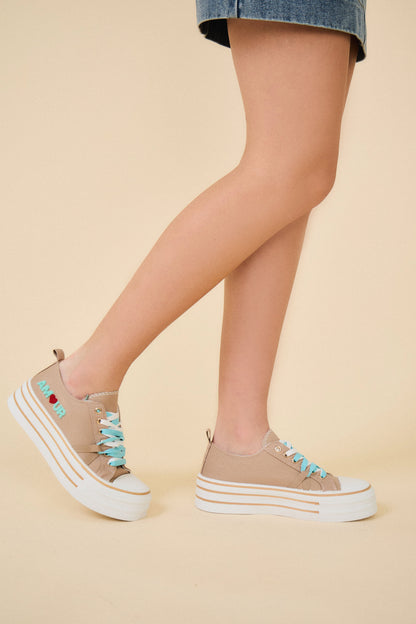 BK518 Baskets à lacets avec semelle plateforme