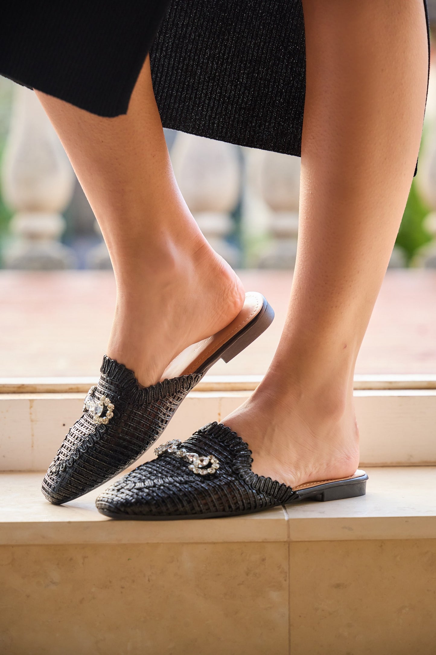 OR612 Mule irisée à boucle – Confort et brillance au quotidien